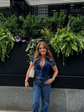Women's Dark Blue Denim Short-Sleeve Button-Up Top